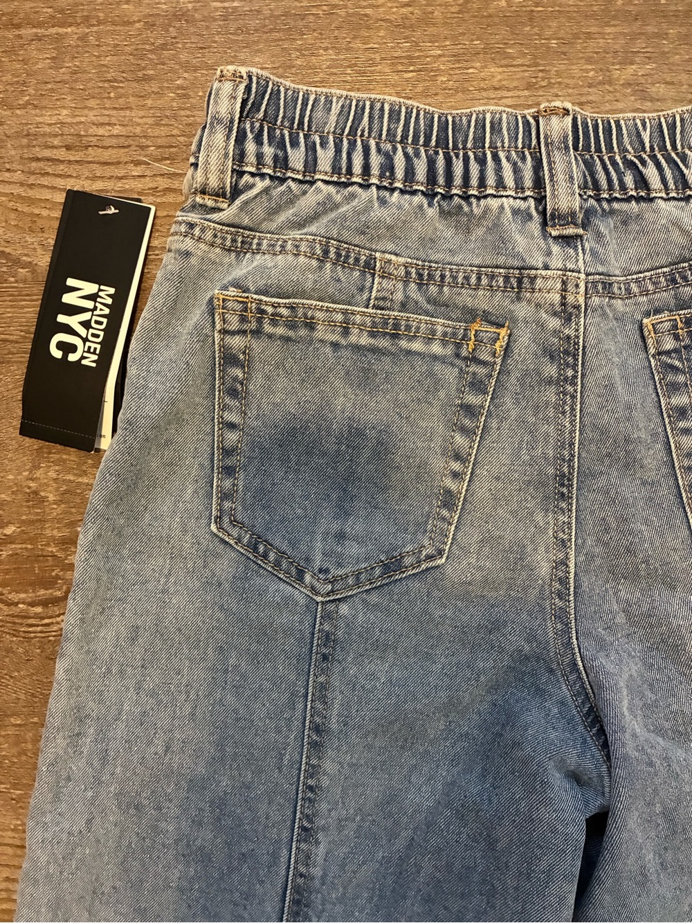 NWT Madden NYC Mid rise Loose fit jeans - Picture 3 of 5